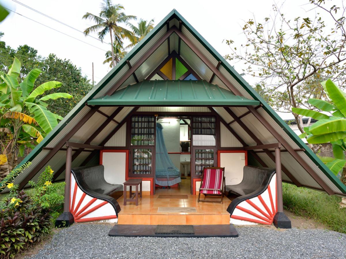 Kadaloram Beach Resort Коччи Экстерьер фото