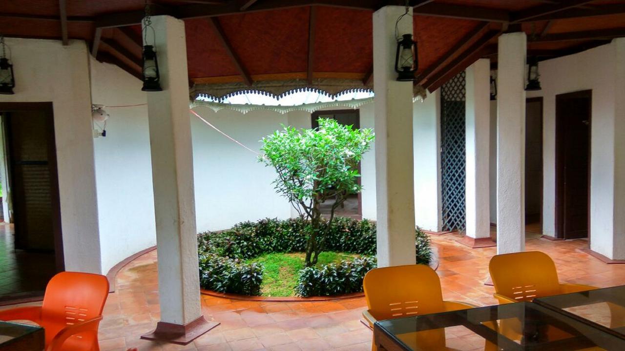 Kadaloram Beach Resort Коччи Экстерьер фото
